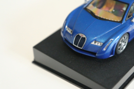 1:32 Auto-Art Bugatti  EB 18.3 Chiron blauw nr. 13391 in OVP.