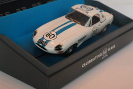 Scalextric Jaguar E-type wit No.60 60 YEARS SCALEXTRIC LIMITED EDITION nr.C3826A in OVP.