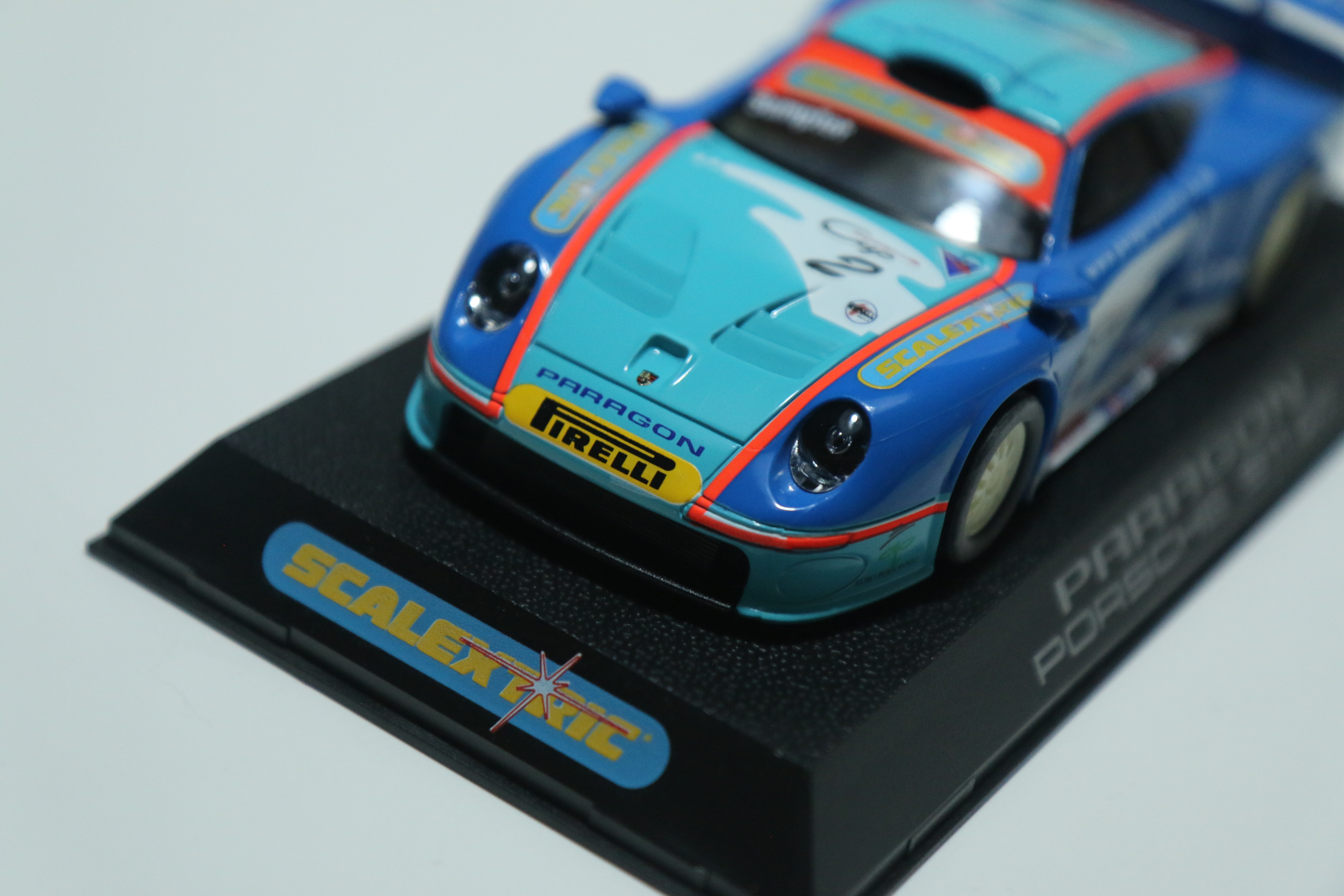 Scalextric Porsche 911 GT1 Paragon blauw No.2 nr. C2229 in OVP!