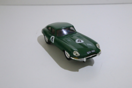 Scalextric Classic Lister Jaguar groen  C56