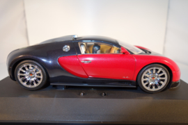 1:24  Bugatti EB 16.4 Veyron zwart/rood  nr. 14151