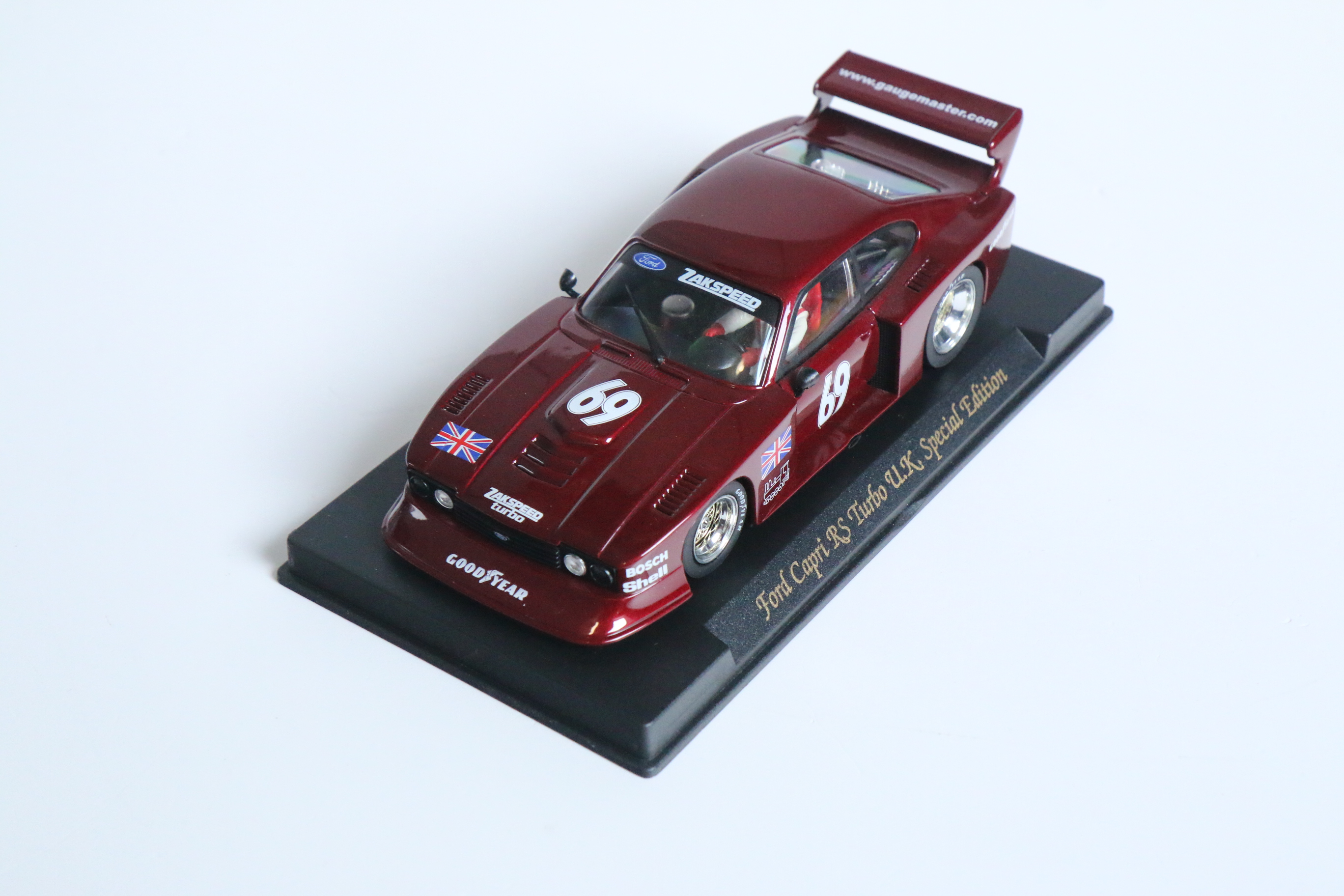 FLY Ford Capri RS Turbo UK Special Edition Red No.69 nr E141 in OVP!