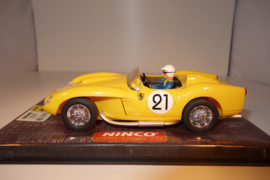 Ninco Ferrari 250TR  'Testa Rossa' geel/ amarillo  No.21   nr. 50151 in OVP. Nieuw!