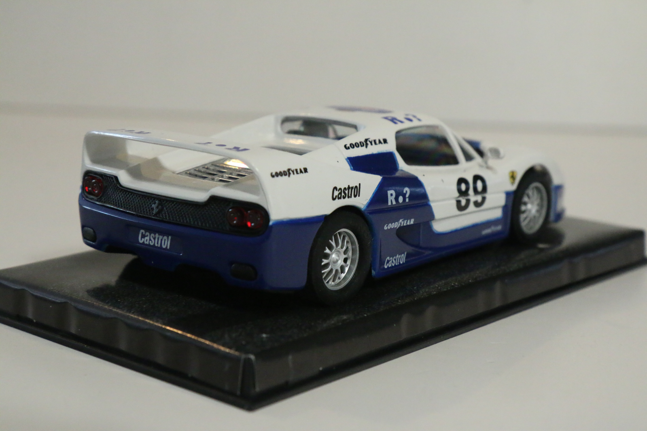Ninco Ferrari F50 Racing R.? Wit/Blauw No.89 nr 50169 in OVP.