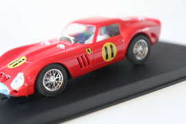 Pink-Kar Ferrari 250GTO Rood No.11 nr CV039 in OVP.