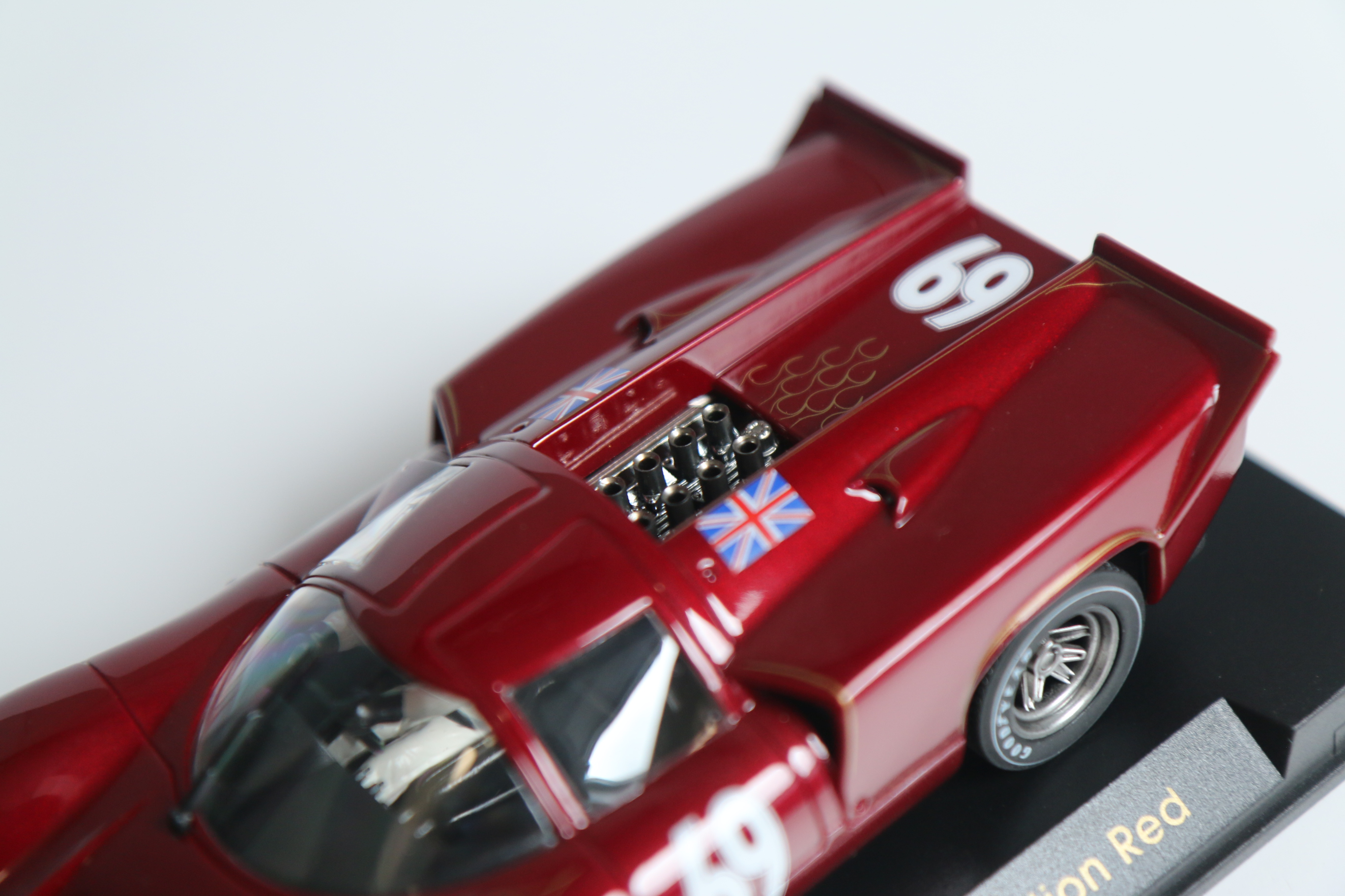 FLY Lola T70 MK3B UK Special Edition Red No.69 nr. S31 in OVP!