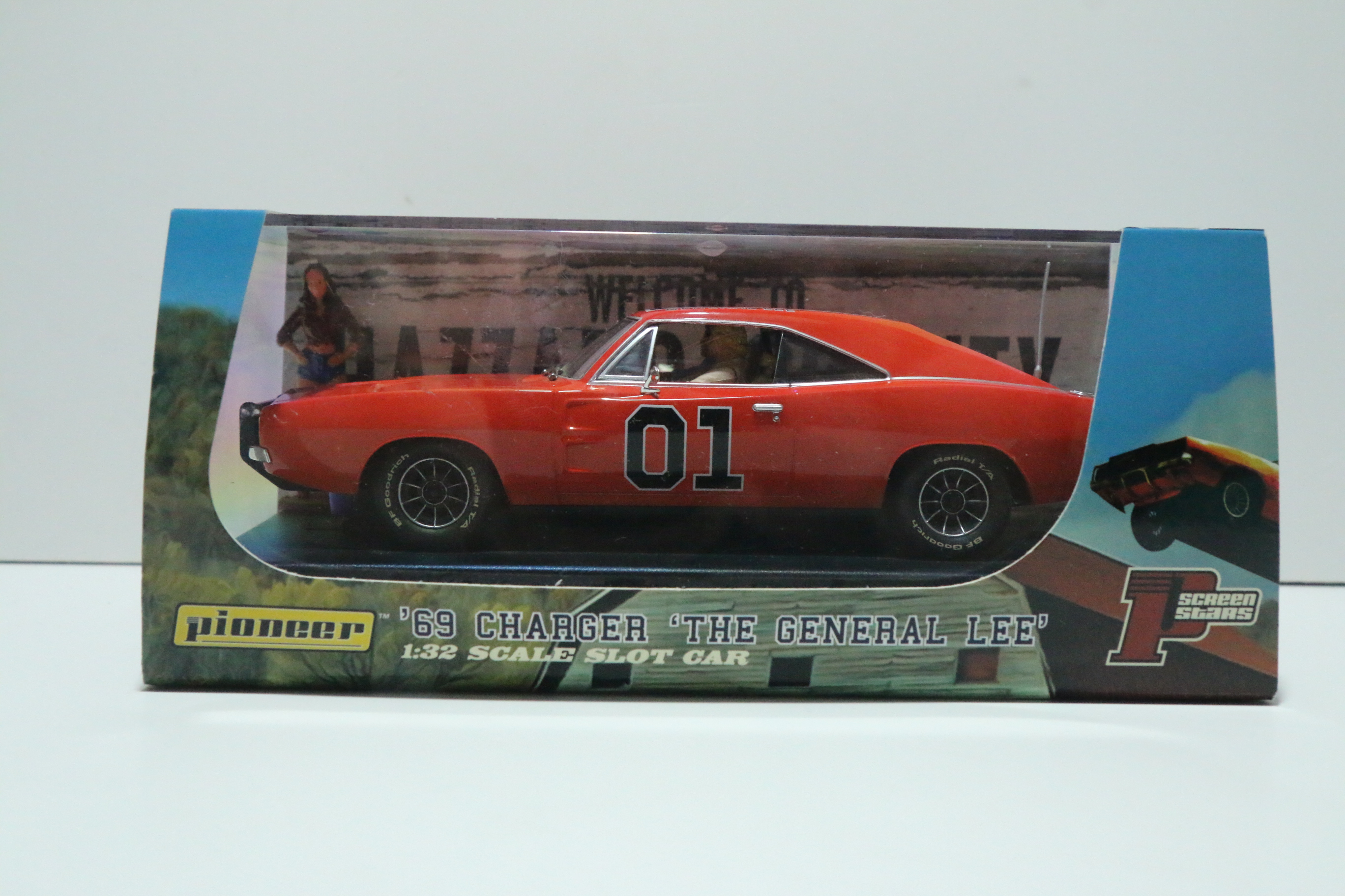 Pioneer Dodge Charger THE GERNERAL LEE No.01 nr. P016 in OVP!
