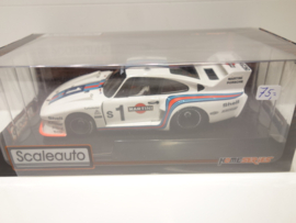 Scale-auto Porsche 935-77.   Silverstone 1977  nr. 1.  Martini Racing.  SC-9104  in OVP