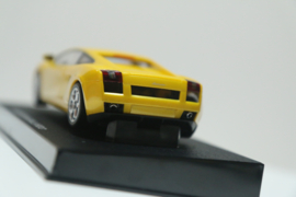 Auto-Art 1:32 Lamborghini Gallardo Geel nr. 13161 in OVP.