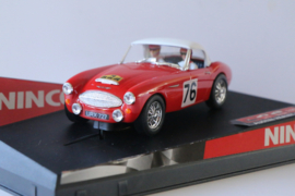 Ninco Austin Healey MKlll 'Hard Top'.  Rood/wit.  nr. 76  . Nr 50296 in OVP.