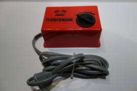 Fleischmann 4 standen transformator nr. 3330  16 Volt.