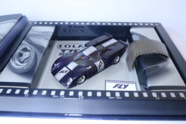 FLY Special Lola T70 MkIIIB 'FILM CAR' Box met catalogus nr. FLY2003 in OVP.