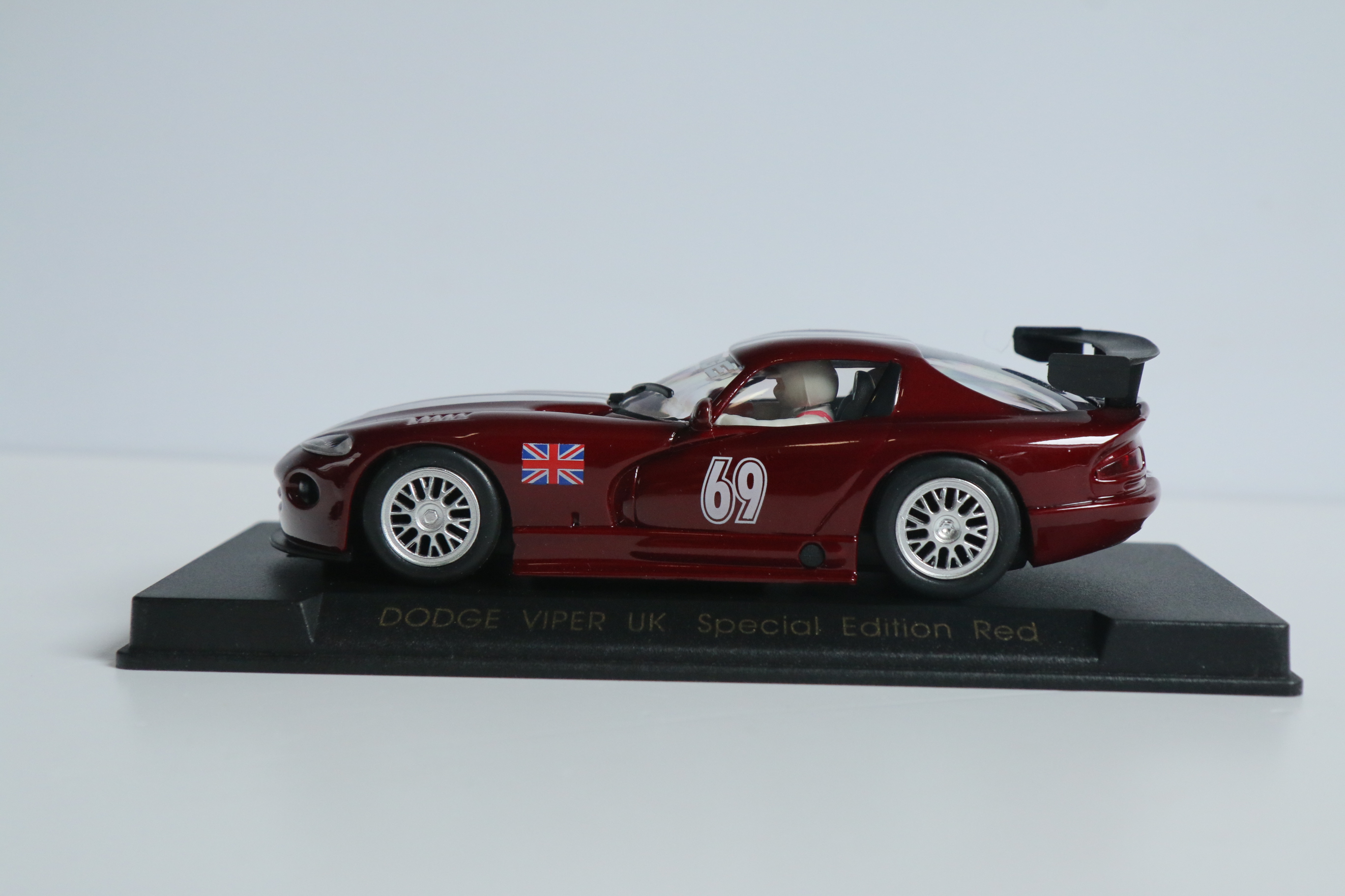FLY Dodge Viper UK Special Edition Red No.69 nr E4 in OVP!