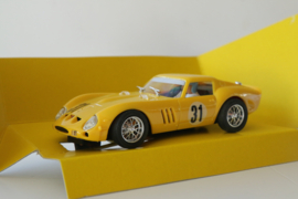 Pink-Kar Ferrari 250GTO Geel No.31 nr CV010 in OVP.