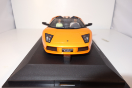 1:24  Lamborghini Murciélago Roadster  oranje metallic   nr. 14042