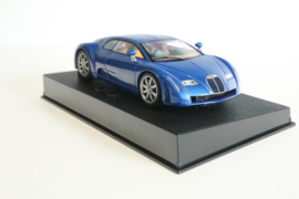 1:32 Auto-Art Bugatti  EB 18.3 Chiron blauw nr. 13391 in OVP.