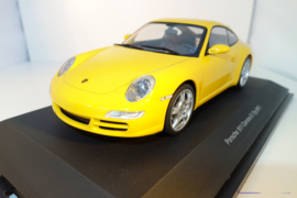 1:24  Porsche 911 Carrera S ( Typ 997)  geel  nr. 14122