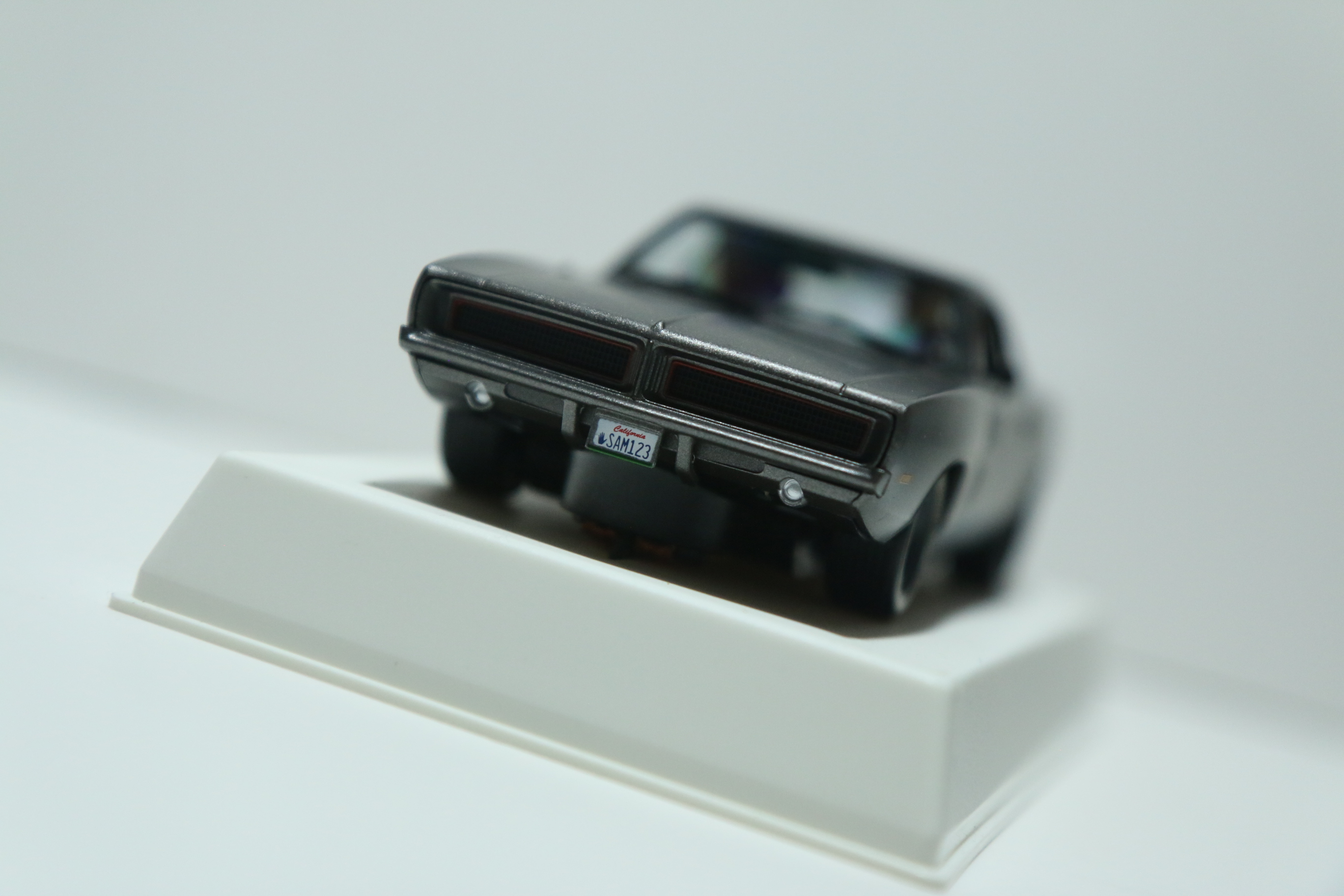 Pioneer Dodge Charger STEALTH Limited Edition nr. P092 in OVP!