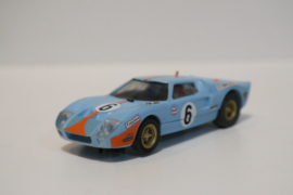 SCX Ford GT40 'GULF' Vintage No.6 nr. 83940.20 in OVP.