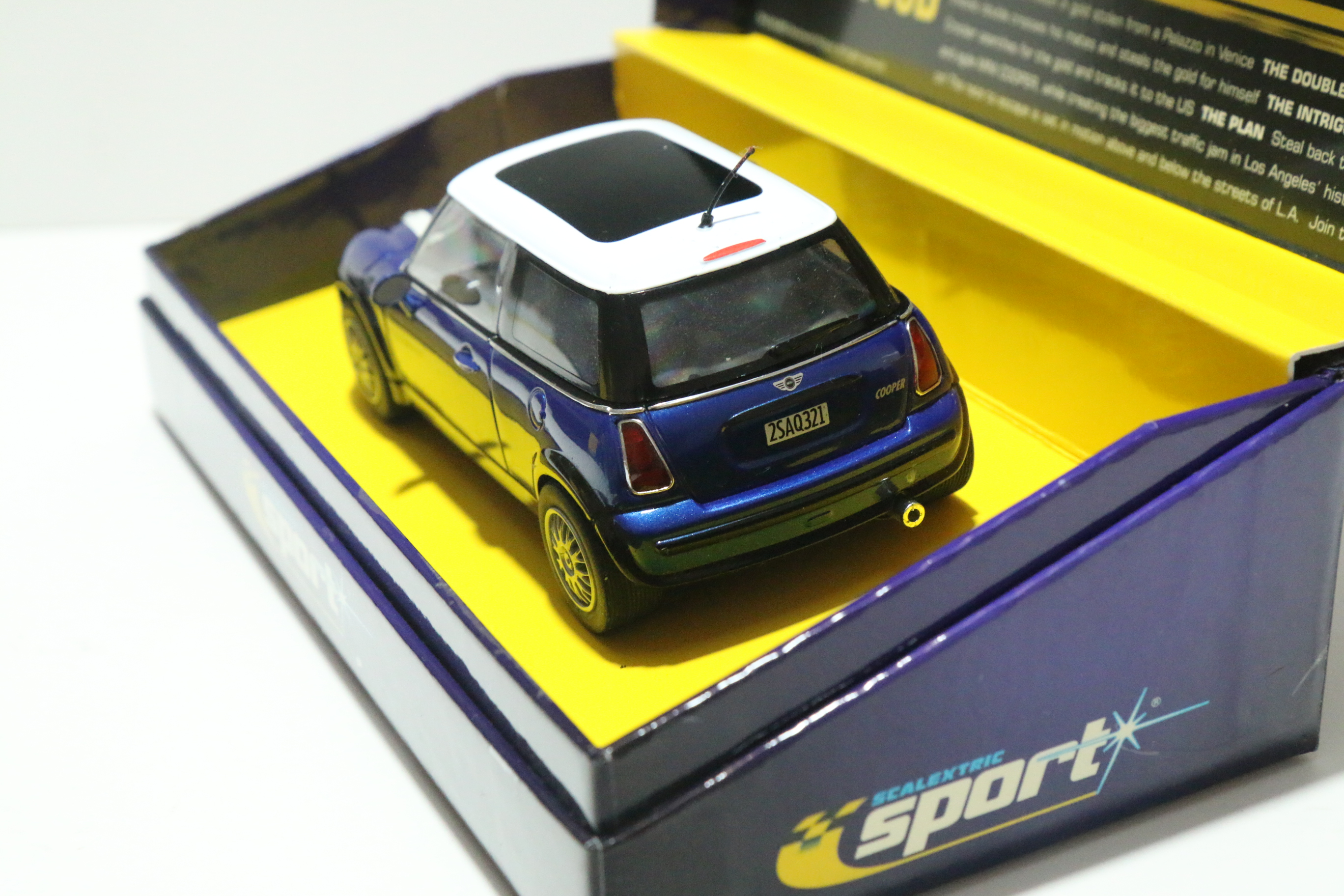 Scalextric Mini Cooper ´The Italian Job´ blauw nr. C2539A LIMITED EDITION in OVP