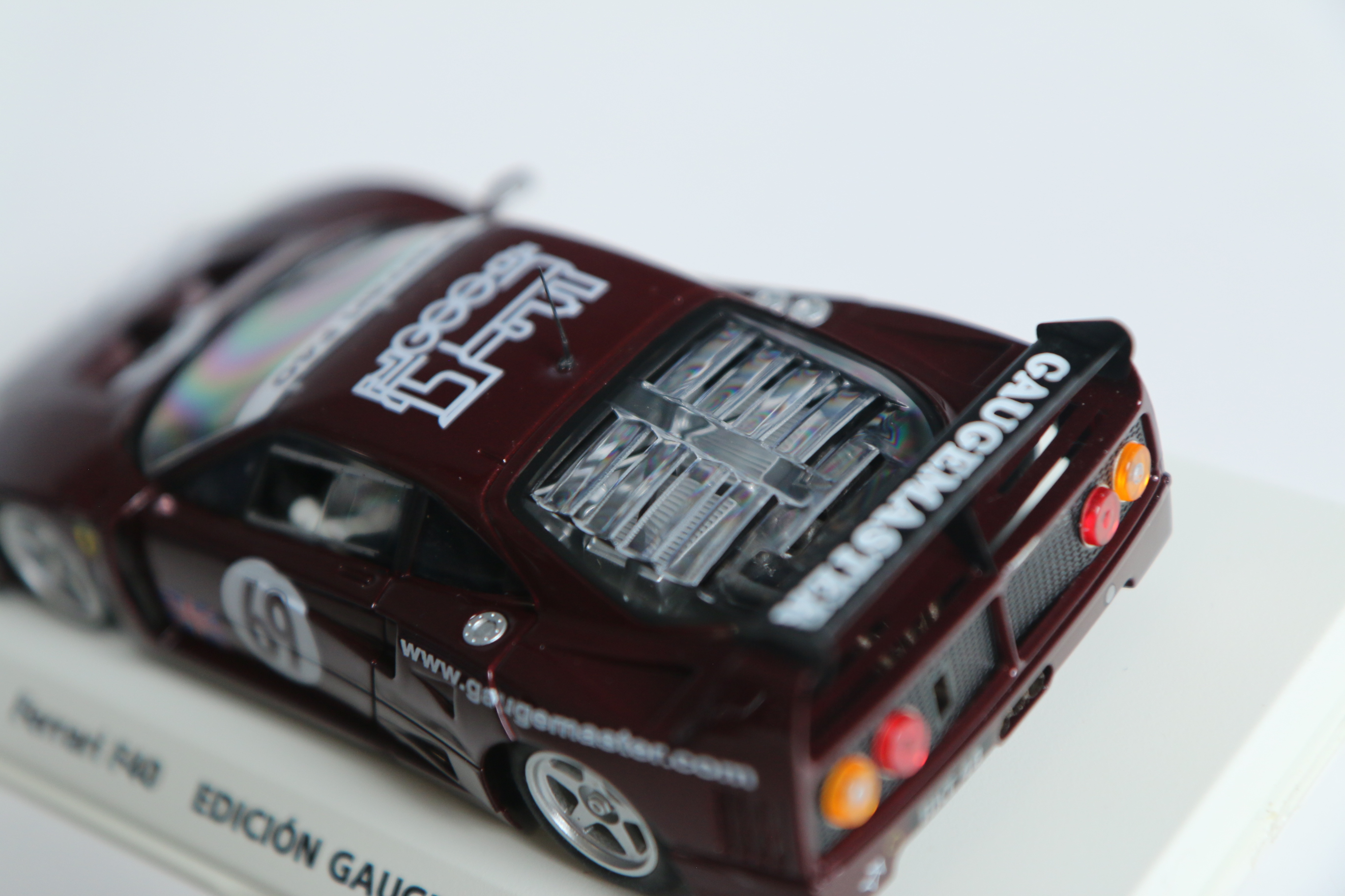 FLY Ferrari F40 Editie Gaugemaster No.69 nr. 99066 in OVP!
