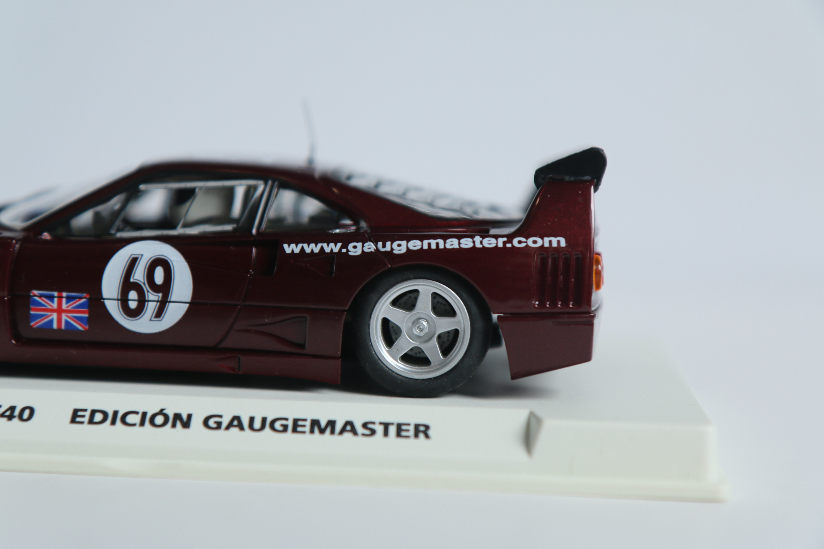 FLY Ferrari F40 Editie Gaugemaster No.69 nr. 99066 in OVP!