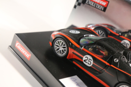 Carrera Evolution Porsche 918 Spyder  No. 25.  zwart met rode striping.   nr. 27472.