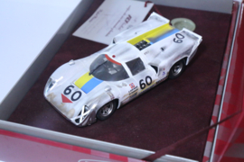 FLY Special Lola T70 MKIIIB 'Chequerd flag' Limited Edition #60 nr. Z02 in OVP.