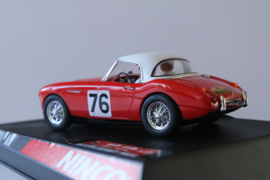 Ninco Austin Healey MKlll 'Hard Top'.  Rood/wit.  nr. 76  . Nr 50296 in OVP.