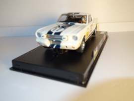 Revell Shelby GT-350R nr. 08369.  Nieuw !