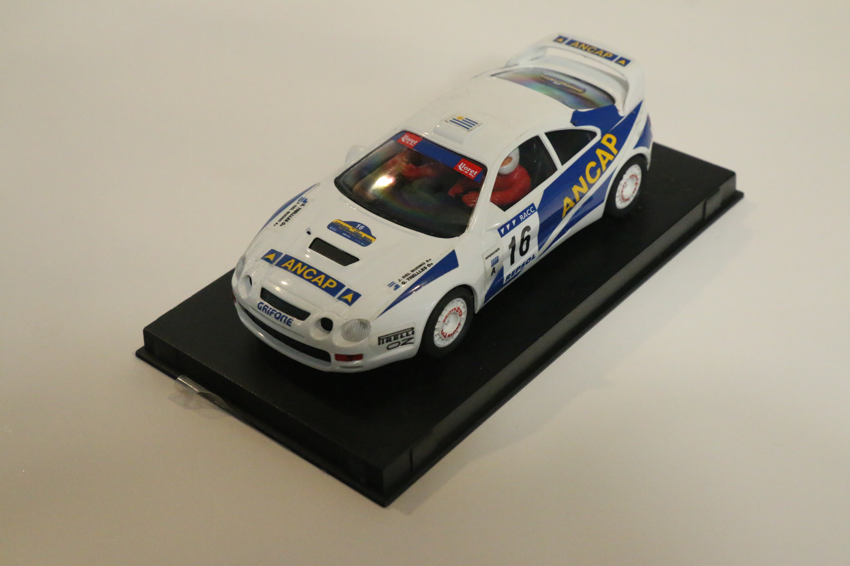 Ninco Toyota Celica wit/blauw No.16 nr 50120