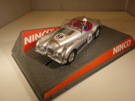 Ninco Jaguar XK 120  Zilver  nr. 58.    Nr 50465 in OVP. Nieuw!