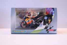 Scalextric MotoGP Honda  No.4  nr.   C6004 in OVP.