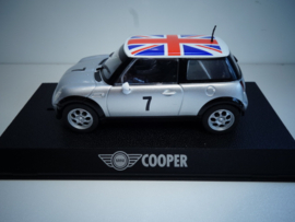 Scalextric Mini Cooper  Zilver  No.7 nr. C2499 in OVP. Nieuw!