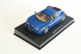1:32 Auto-Art Bugatti  EB 18.3 Chiron blauw nr. 13391 in OVP.