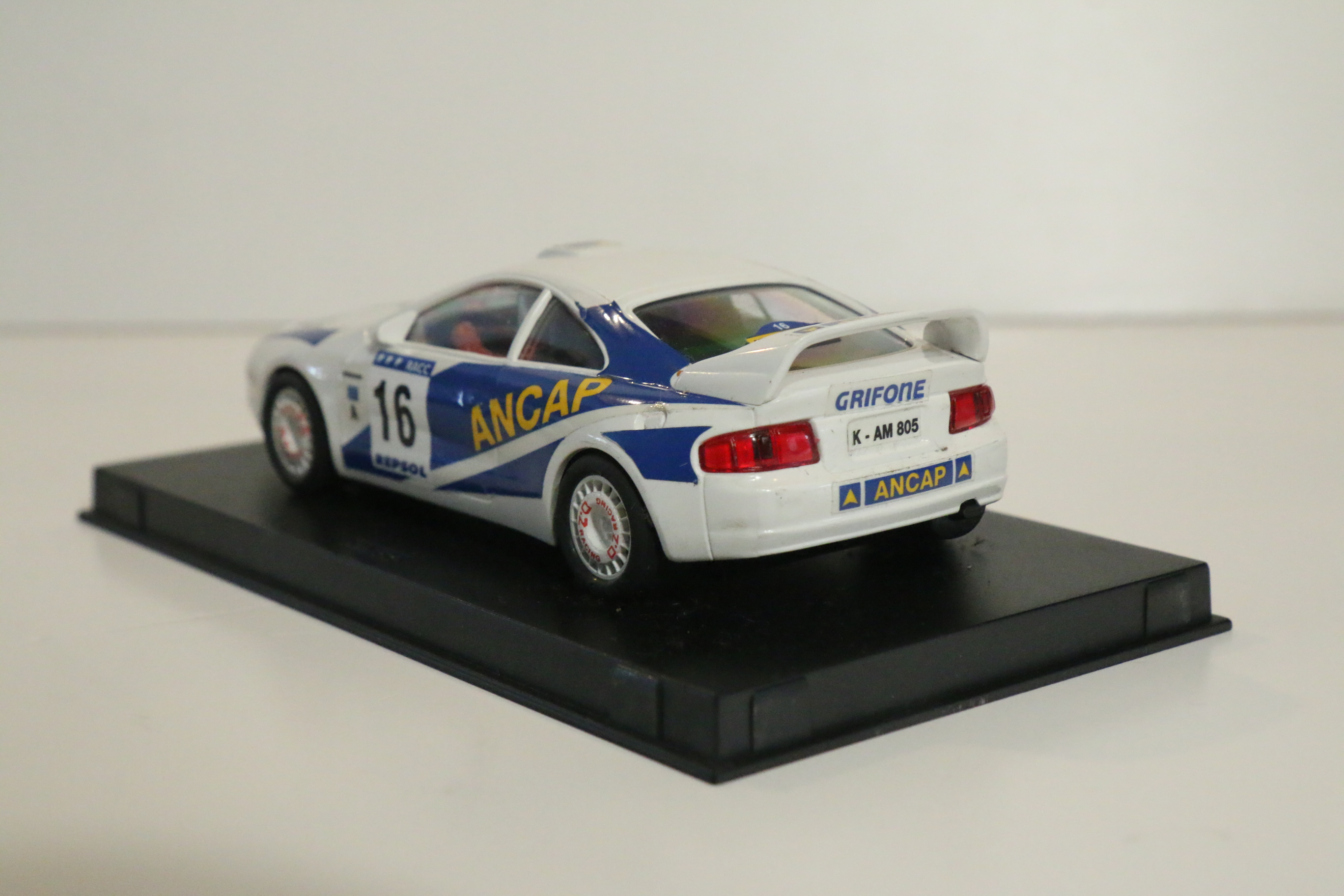 Ninco Toyota Celica wit/blauw No.16 nr 50120