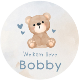 Geboortesticker met een lief beertje en hartjes type Bobby