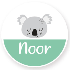 Schoenstickers met naam lieve koala type Noor