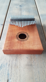 Houten Kalimba met 17 tonen - Afrikaans muziekinstrument voor jong en oud - DuimPiano