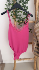 Body top roze