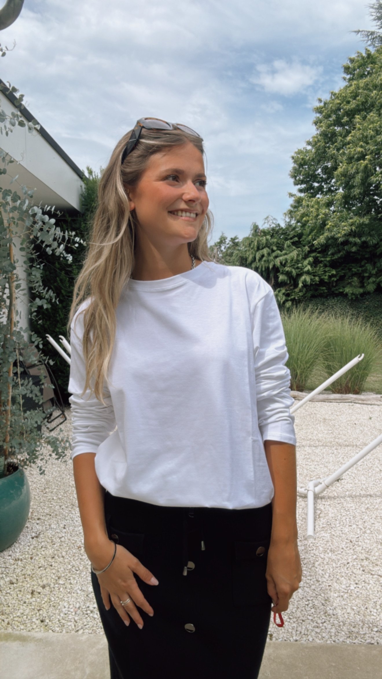 Manuela wit
