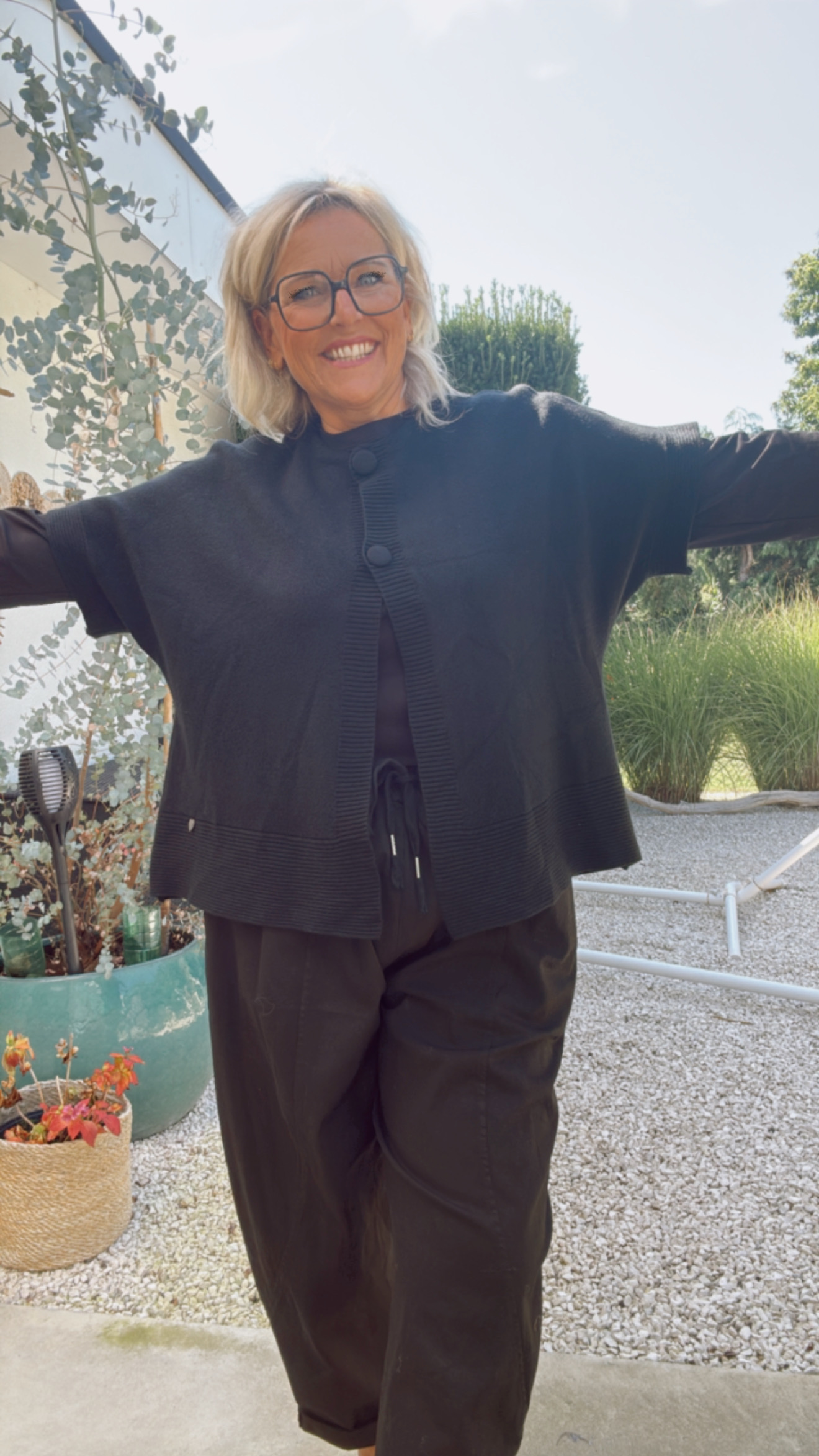 Tine zwart