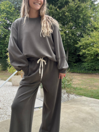 Evi broek kaki (huispakken stof)