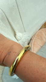 Big gold bangle