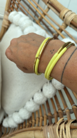 Gold/yellow bangle