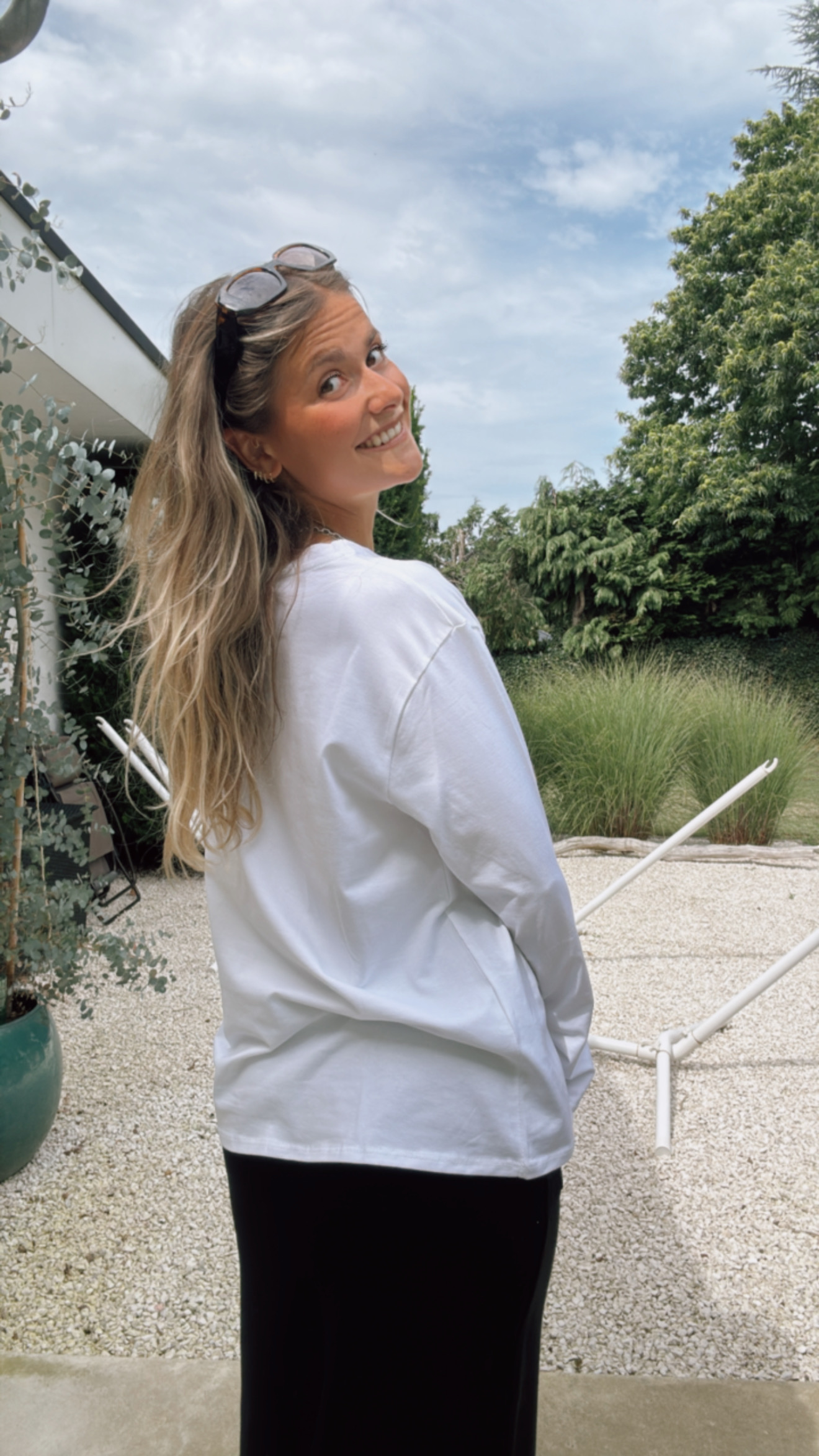 Manuela wit