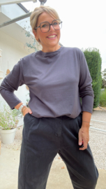 Manuela donkergrijs