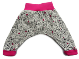 Babykleding Broekje + Mutsje Figuurtjes grijs fuchsia