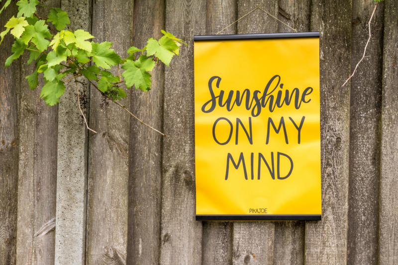 Tuinposter - Sunshine on my mind - Klein (40x60cm) - met klemmen
