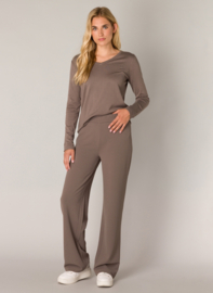 Yara dark taupe broek , Base Level van Yest